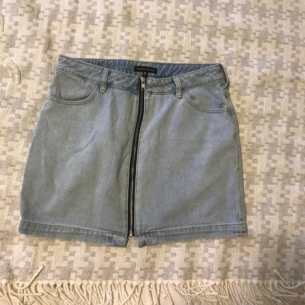 Kendall & Kylie jean skirt